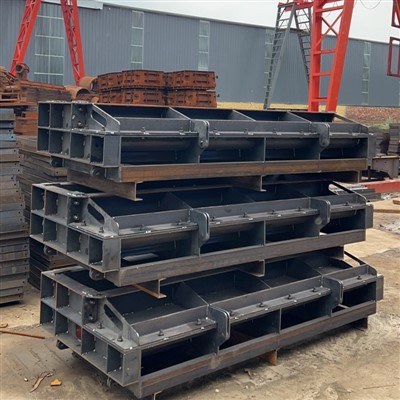 תבנית לוח כיסוי רכבת