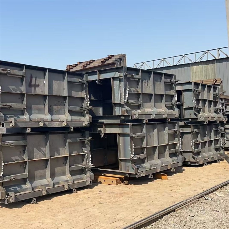 תבנית תעלת ניקוז פלדה